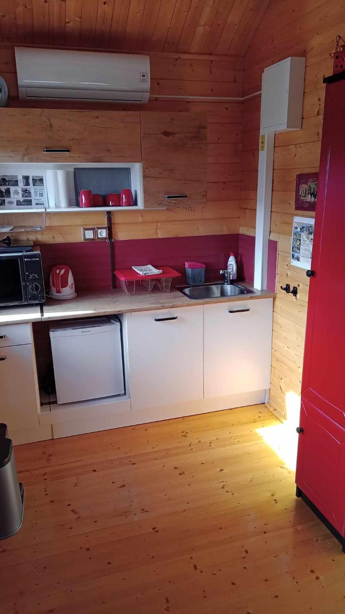 Korcal Fahazak Apartment Koronco Bagian luar foto